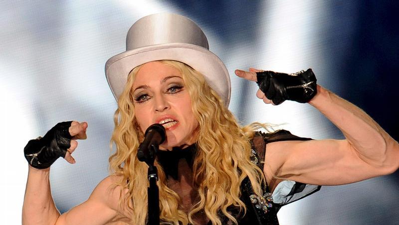 Madonna kocht für ihren Freund. Madonna kocht für ihren Freund.