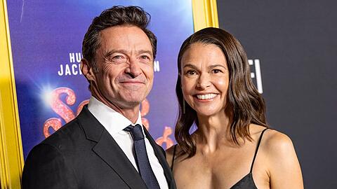 Hugh Jackman und Sutton Foster g&ouml;nnen sich eine Sommer-Auszeit.
