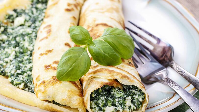 Fein: Crepes mit Schafskäse und Spinat. Fein: Crepes mit Schafskäse und Spinat.