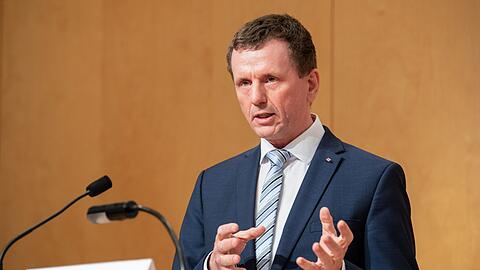 Klaus-Dieter Josel spricht.