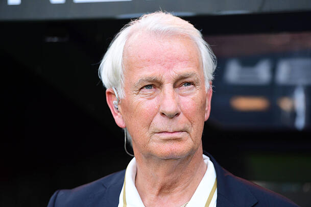 Rainer Bonhof hielt die Laudatio auf Uli Hoeneß: Rainer Bonhof. Rainer Bonhof hielt die Laudatio auf Uli Hoeneß: Rainer Bonhof.