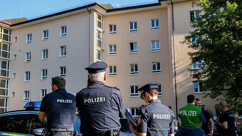 Bilder vom Tatort in der Jutastraße.