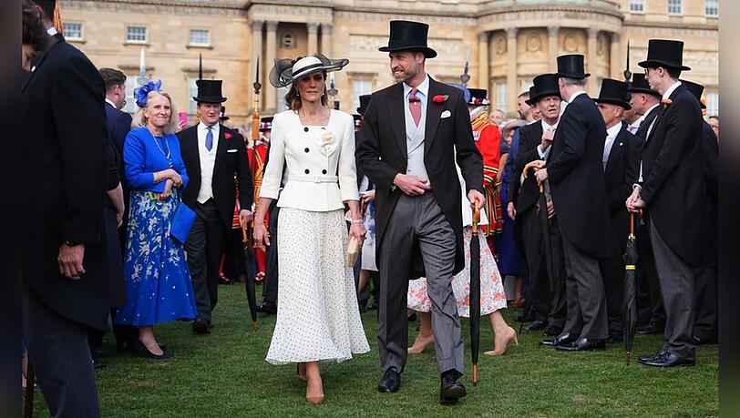Kate und William verbrachten offenbar einen wunderbaren gemeinsamen Sommer mit ihrer Familie. Kate und William verbrachten offenbar einen wunderbaren gemeinsamen Sommer mit ihrer Familie.
