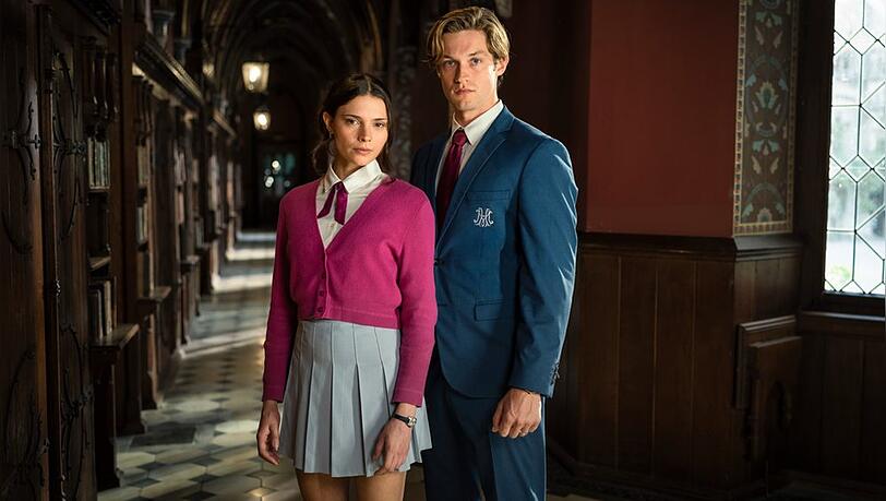 "Maxton Hall - Die Welt zwischen uns": Die Dreharbeiten zu Staffel drei sind inzwischen beendet.