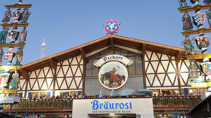 Die Bräurosl am ersten Wiesnsamstag, als sie wegen Überfüllung geschlossen war.