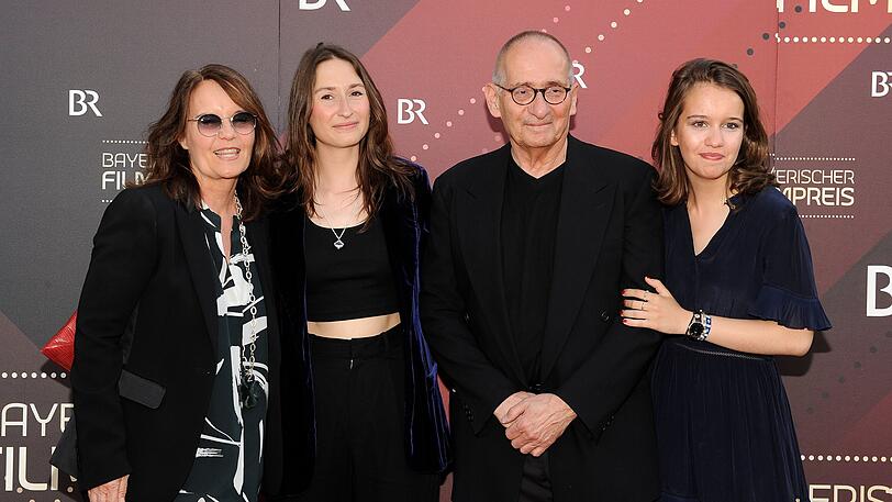 Dominik Graf mit Caroline Link, Lena May Graf und Pauline Link