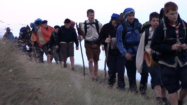 Im kroatischen Velebit-Gebirge sind Pfadfinder aus Bayern samstagfrüh um 3.30 Uhr aus höchster Bergnot gerettet worden. Auf 1450 Meter waren sie unterkühlt und panisch gefunden worden.