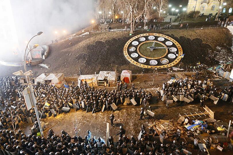 Blut, Feuer, Gewalt: Die Situation in Kiew ist in der Nacht weiter eskaliert. Die Bilder aus der Ukraine.