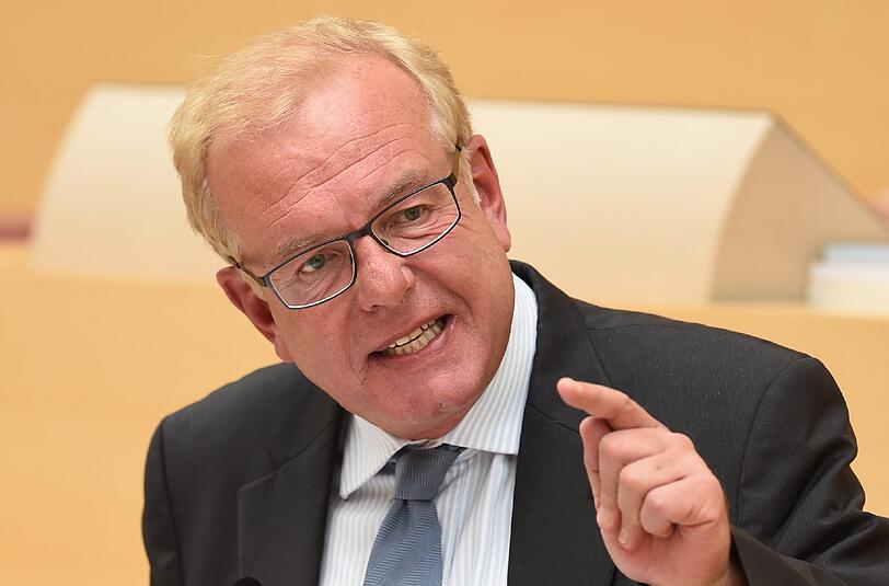 Kreuzer bei einer Sitzung im Bayerischen Landtag.