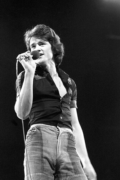 Les McKeown avancierte als Sänger der Bay City Rollers in den 70er Jahren zum Teeniestar. Les McKeown avancierte als Sänger der Bay City Rollers in den 70er Jahren zum Teeniestar.