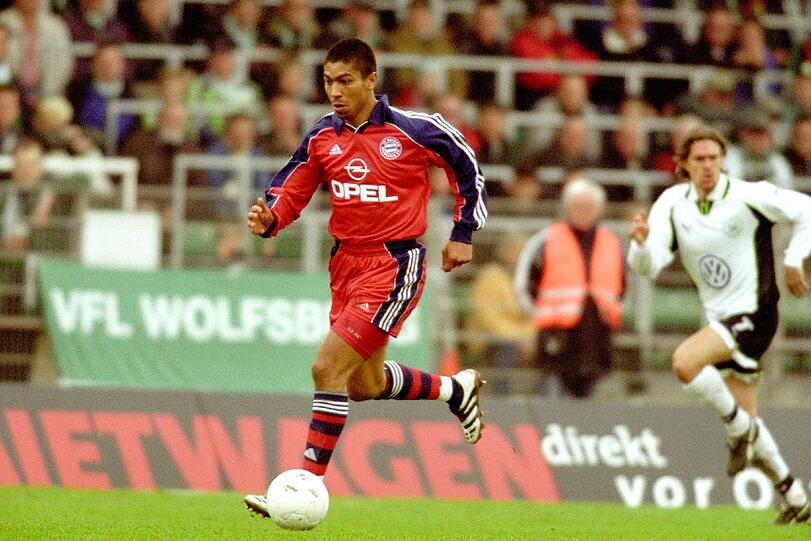 SAISON 1999:2000: Auch in Wolfsburg konnten die Münchner ihrer Sieglos-Serie kein Ende setzen. Beim Gastspiel in Niedersachsen kamen Elber & Co. nicht über ein 1:1 hinaus.