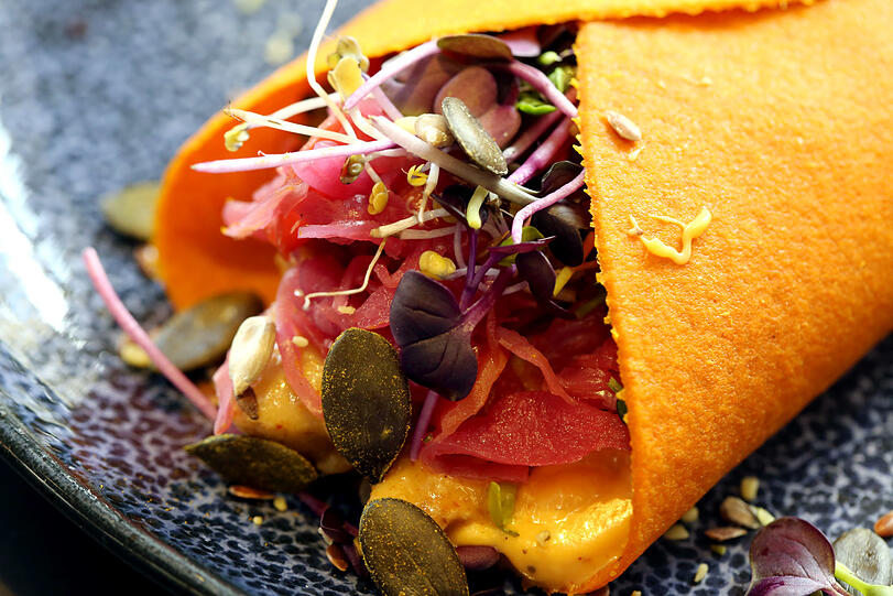 Die "Bowl in a roll" schmeckt würzig-fruchtig und macht satt.