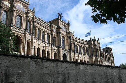 Das Maximilianeum: Sitz des Bayerischen Landtags
