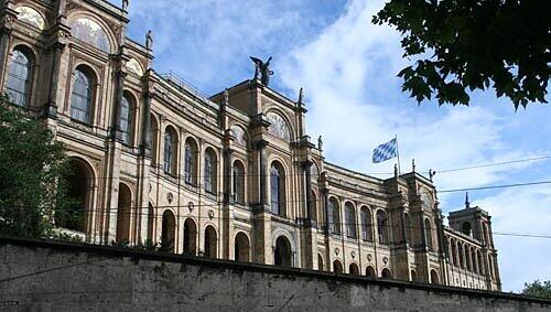 Das Maximilianeum: Sitz des Bayerischen Landtags Das Maximilianeum: Sitz des Bayerischen Landtags