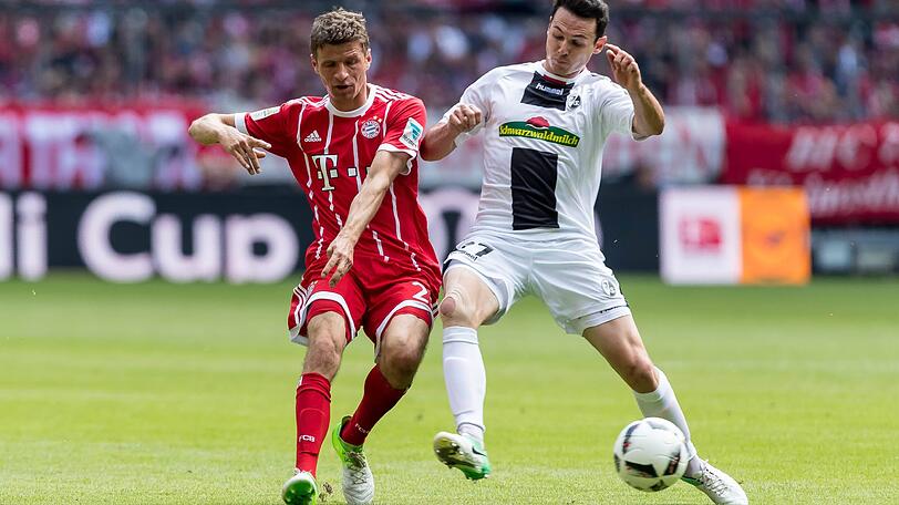 Thomas Müller Note 4: Es war nicht die Saison des Weltmeisters, und auch das letzte Spiel war nicht seines. Vergab eine gute Chance (12.), agierte danach unglücklich, ihm misslangen Pässe, Müller konnte sich nicht durchsetzen.