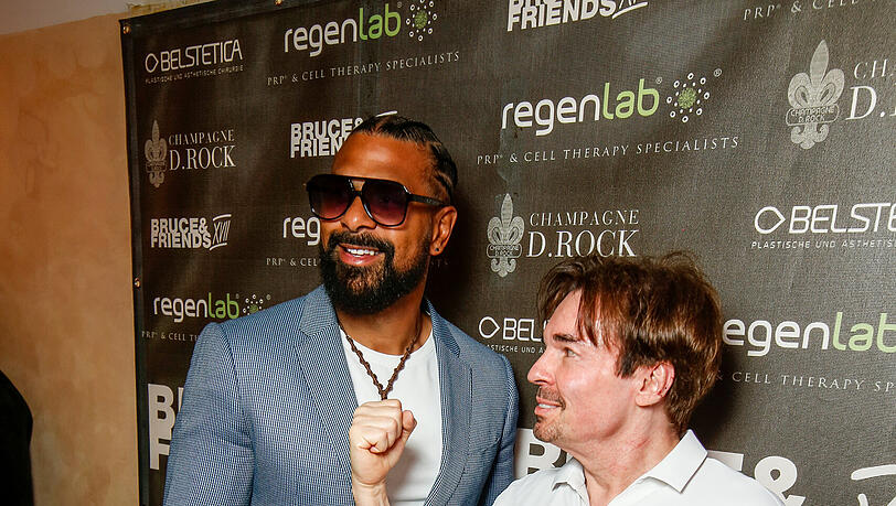 Bruce Reith freut sich über seinen Stargast David Haye. Bruce Reith freut sich über seinen Stargast David Haye.
