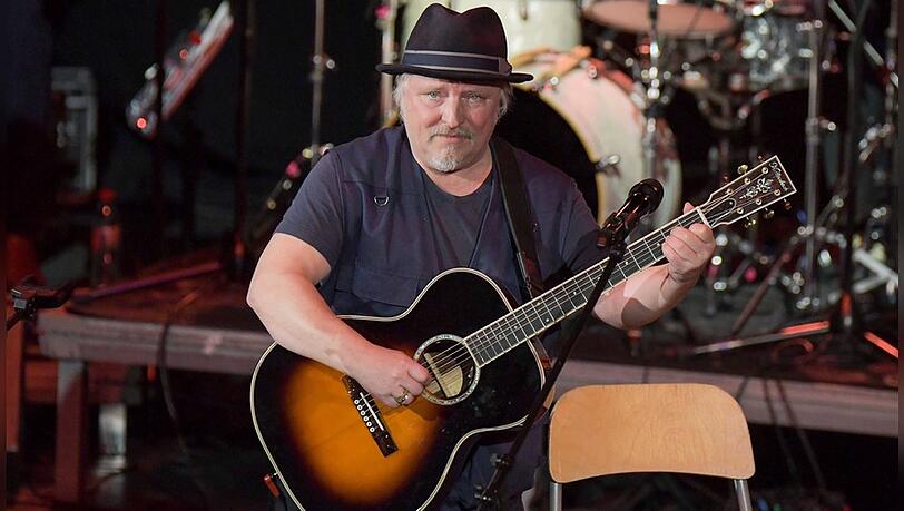 Schauspieler Axel Prahl fühlt sich auch auf der Musikbühne wohl.