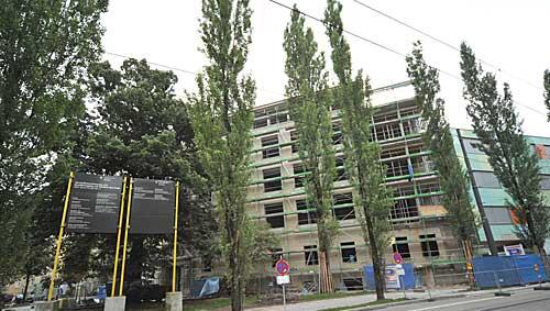 Münchens größte Schulbaustelle: Das Berufsschulzentrum am Simon-Knoll-Platz in Haidhausen. Münchens größte Schulbaustelle: Das Berufsschulzentrum am Simon-Knoll-Platz in Haidhausen.