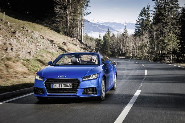 Rauf auf den Berg: Den Audi TT Roadster gibt es auch als Allradler mit Benzin- und Dieselmotor.