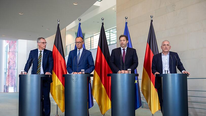 Merz will die Stahlindustrie erhalten.