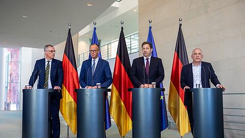 Merz will die Stahlindustrie erhalten.