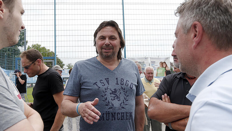 Edelfan Roman Wöll. Edelfan Roman Wöll.