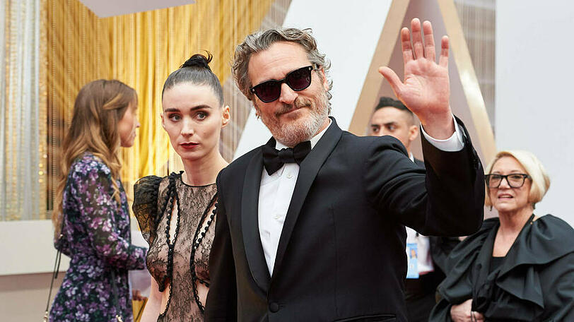 Rooney Mara und Joaquin Phoenix auf dem roten Teppich