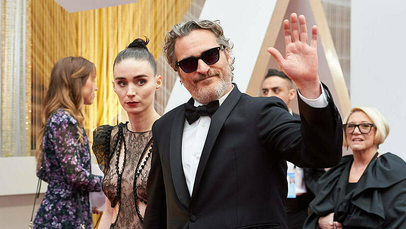 Rooney Mara und Joaquin Phoenix auf dem roten Teppich Rooney Mara und Joaquin Phoenix auf dem roten Teppich