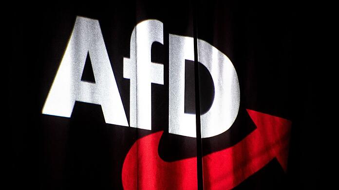 Gericht: Die AfD wird zu Recht als rechtsextremistischer Verdachtsfall eingestuft.