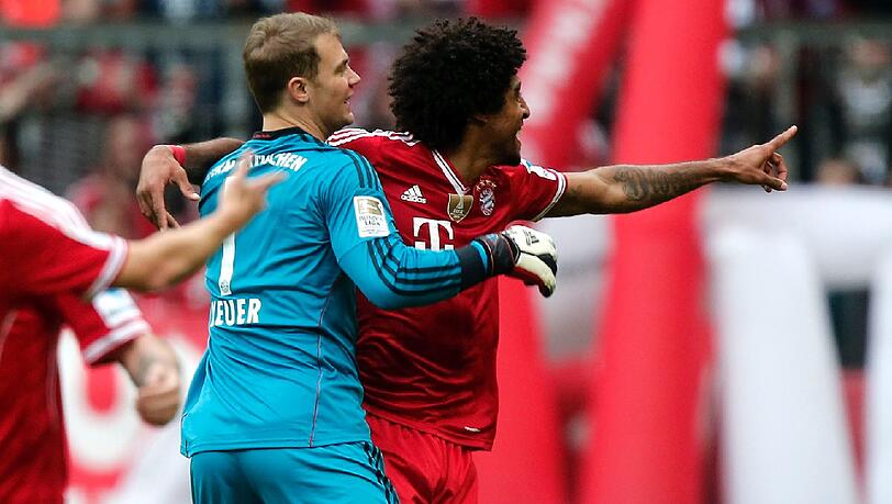 MANUEL NEUER - NOTE 3 - Klärte ein paar Mal souverän außerhalb des Strafraums, sonst war nichts. 13. „Zu Null“ diese Saison. MANUEL NEUER - NOTE 3 - Klärte ein paar Mal souverän außerhalb des Strafraums, sonst war nichts. 13. „Zu Null“ diese Saison.