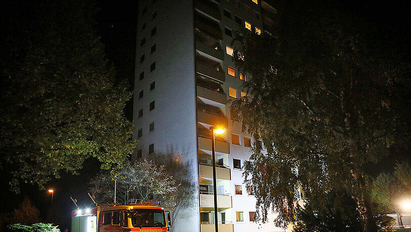 Von diesem Hochhaus in Mainaschaff stürzte sich der 46-Jährige in den Tod.