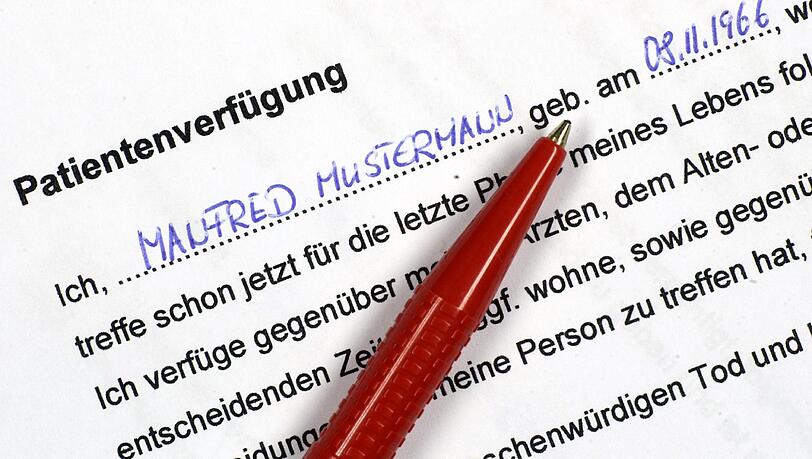Ein wichtiges Dokument: die Patientenverfügung. Ein wichtiges Dokument: die Patientenverfügung.