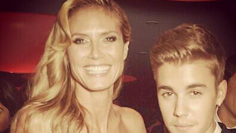 Bei Heidi Klum kann sich selbst Justin Bieber das Grinsen kaum verkneifen Bei Heidi Klum kann sich selbst Justin Bieber das Grinsen kaum verkneifen