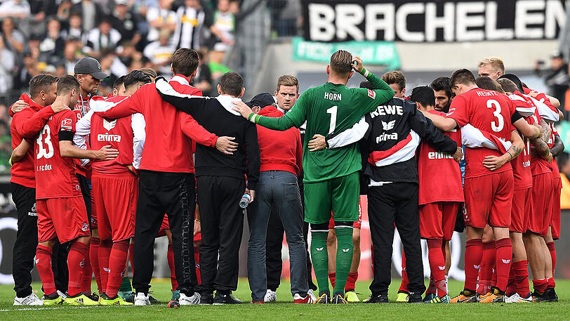 Einschwören auf den FC Arsenal: die Profis des 1. FC Köln.
