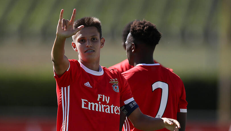Von Benfica Lissabon zum FC Bayern: Tiago Dantas (19), der im zentralen Mittelfeld spielt - wie Thiago Alcántara.