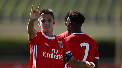 Von Benfica Lissabon zum FC Bayern: Tiago Dantas (19), der im zentralen Mittelfeld spielt - wie Thiago Alcántara.