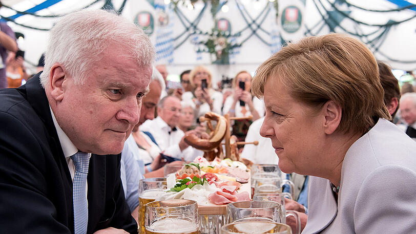 Bayernplan ja, Obergrenze nein - Merkel und Seehofer feilschen weiterhin am gemeinsamen Wahlkampfprogramm.