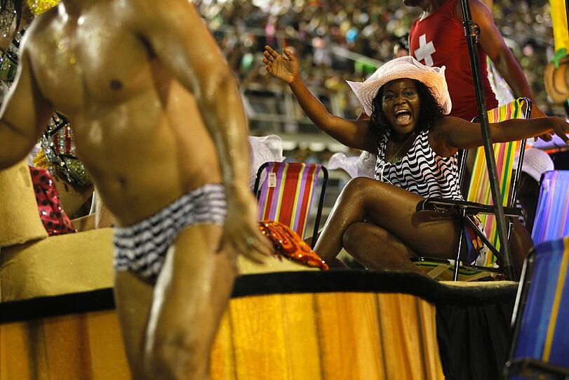 Samba in Rio 2012: Die Bilder vom Zuckerhut. Mit Fergie und Jennifer Lopez