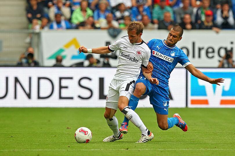 Der ehemalige Löwe Stefan Aigner, stand dabei oft im Zentrum des Konfliktes. Was für ein Auftakt für ihn mit seinen Frankfurtern. Sein ehemalige Mitspieler Kevin Volland hingegen landet auf dem Boden der Tatsachen. Beide spielten von Anfang an.