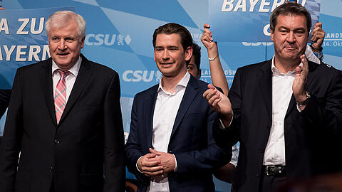 Horst Seehofer (links), Sebastian Kurz (ÖVP) und Markus Söder (CSU).