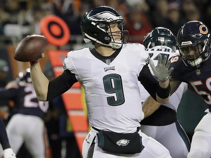 Quarterback Nick Foles gewann mit den Philadelphia Eagles das Wildcard-Spiel gegen Chicago knapp.