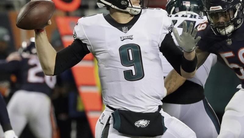 Quarterback Nick Foles gewann mit den Philadelphia Eagles das Wildcard-Spiel gegen Chicago knapp. Quarterback Nick Foles gewann mit den Philadelphia Eagles das Wildcard-Spiel gegen Chicago knapp.