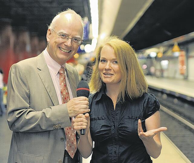 Die neuen S-Bahn-Stimmen: Graham Baxter und Regina Wallner.