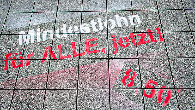 Der Mindestlohn ist mit vielen Fragen verbunden. Für wen gilt er und für wen nicht? Welche Ausnahmen und besonderen Regelungen gibt es? Der Mindestlohn ist mit vielen Fragen verbunden. Für wen gilt er und für wen nicht? Welche Ausnahmen und besonderen Regelungen gibt es?