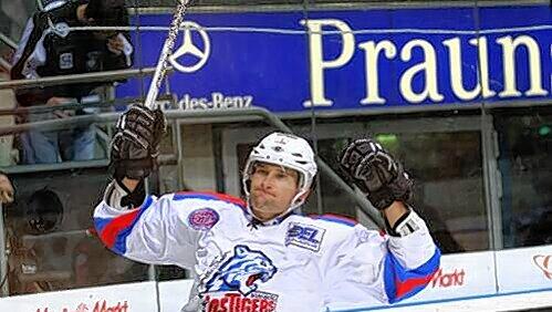 Da jubelt der Nürnberger Tiger: Colin Beardsmore schaffte mit seinem 1:1-Ausgleich die Wende, und durfte sich dann über einen 2:1-Sieg in Ingolstadt freuen. Da jubelt der Nürnberger Tiger: Colin Beardsmore schaffte mit seinem 1:1-Ausgleich die Wende, und durfte sich dann über einen 2:1-Sieg in Ingolstadt freuen.