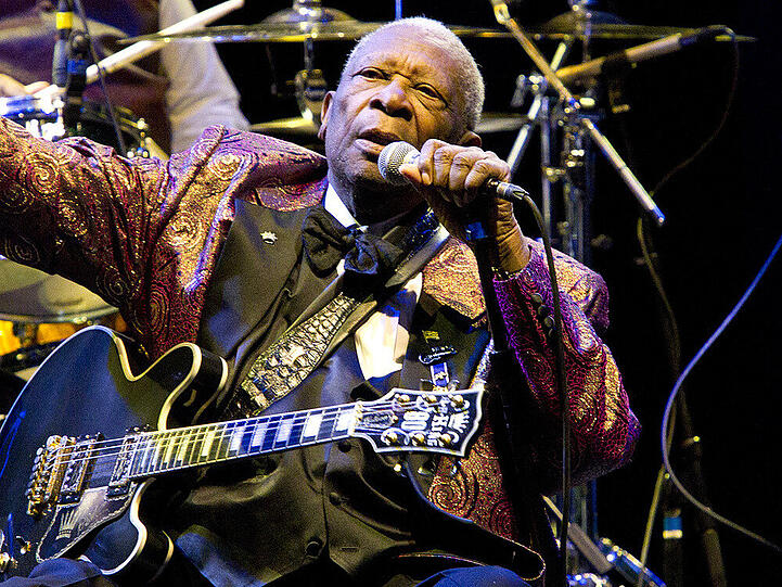 B.B. King bei einem Konzert im November 2011