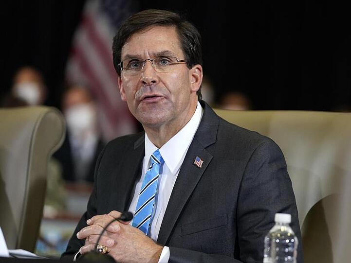 "Ich denke, Deutschland ist das wohlhabendste Land in Europa. Deutschland kann und sollte mehr für seine Verteidigung ausgeben", sagte US-Verteidigungsminister Mark Esper.