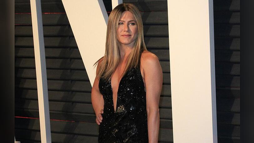 Jennifer Aniston hat die heldenhaften Ukrainerinnen geehrt.
