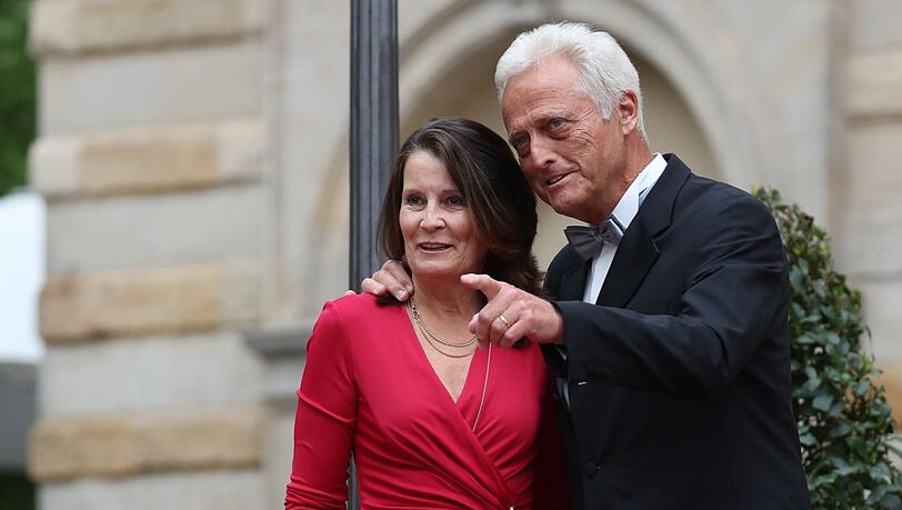Peter Ramsauer (CSU), ehemaliger Minister in Bayern, und seine Frau Susanne.