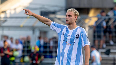 Da geht es lang: Lasse Faßmann wächst in die Rolle des Defensivchefs beim TSV 1860. Da geht es lang: Lasse Faßmann wächst in die Rolle des Defensivchefs beim TSV 1860.